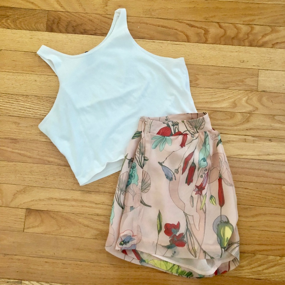 H&M beautiful sheer shorts